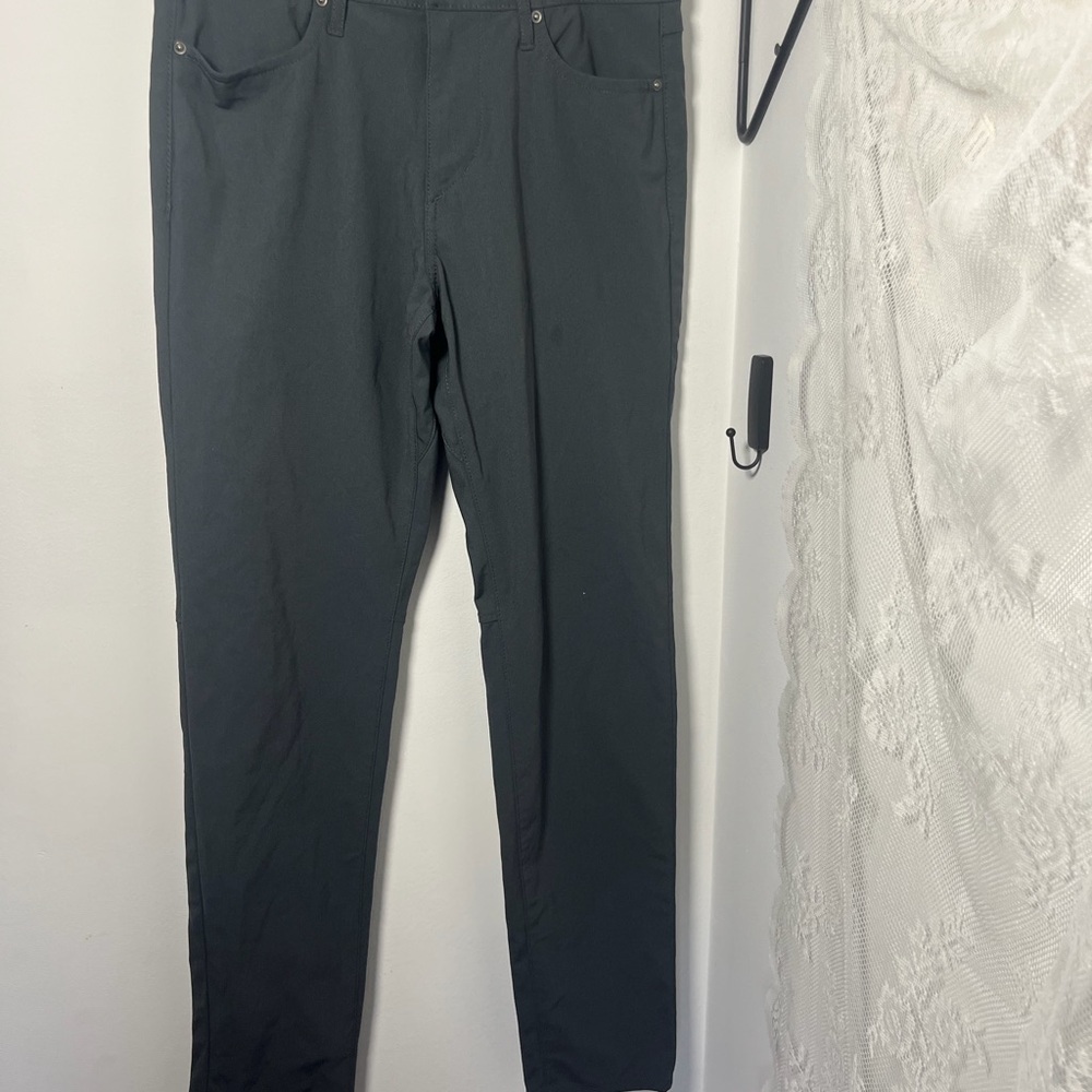 American Eagle Outfitters Charcoal Active Flex Pants